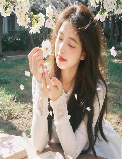 【影视观察】资深影评人解读黑色电影《聊斋奇女子》的技术成就与创新突破